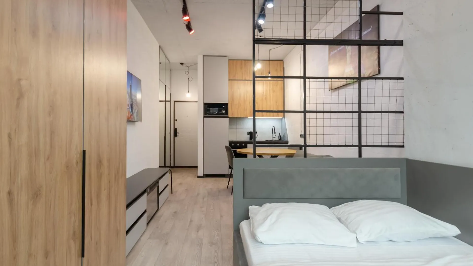 Petrovdom Apartments 26-305А In Rc Manhattan, 11 Beresteiskyi 키예프 0*,  우크라이나